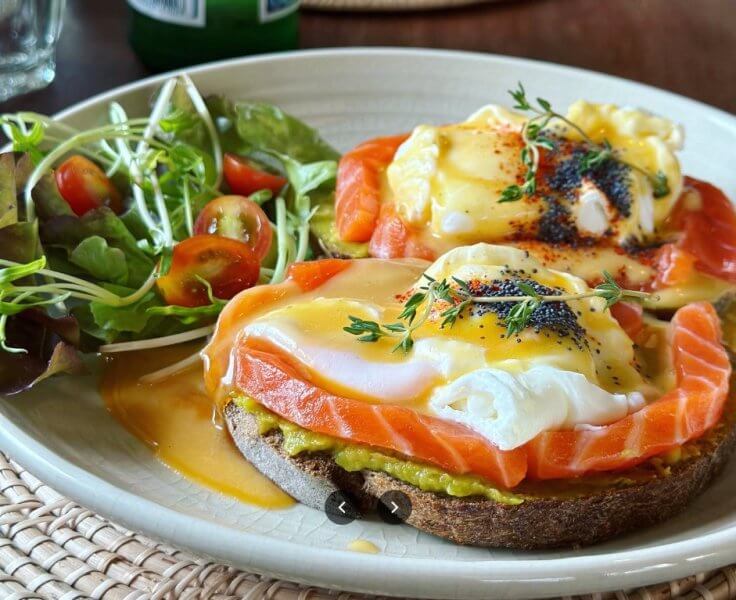 Salmon toast at ANNIE bakery & eatery Lamai Beach, Koh Samui