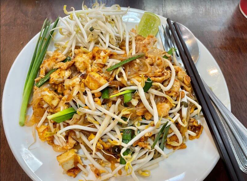 Pad Thai at Lamai Beach's Eating Time Restaurant