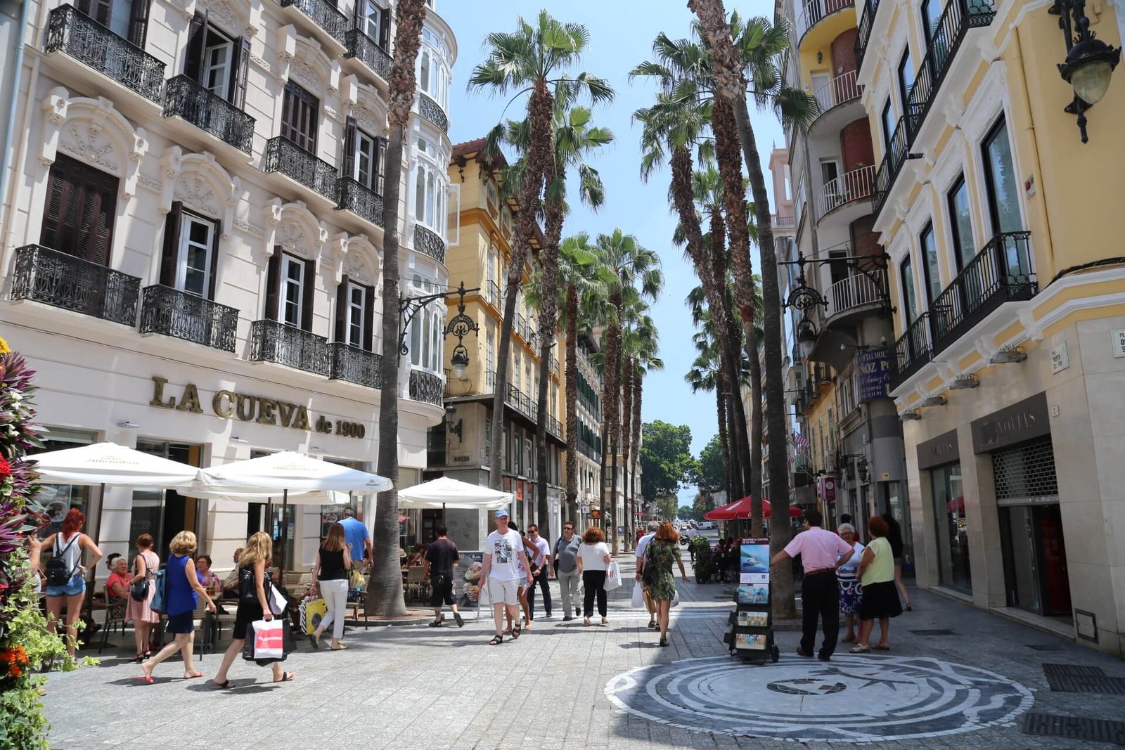 Puerta del Mar Square, Malaga