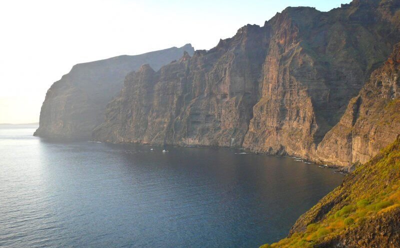 Los Gigantes Rocks