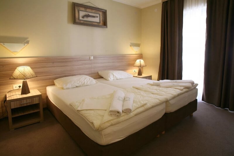 Room in Vile Oliva 4*