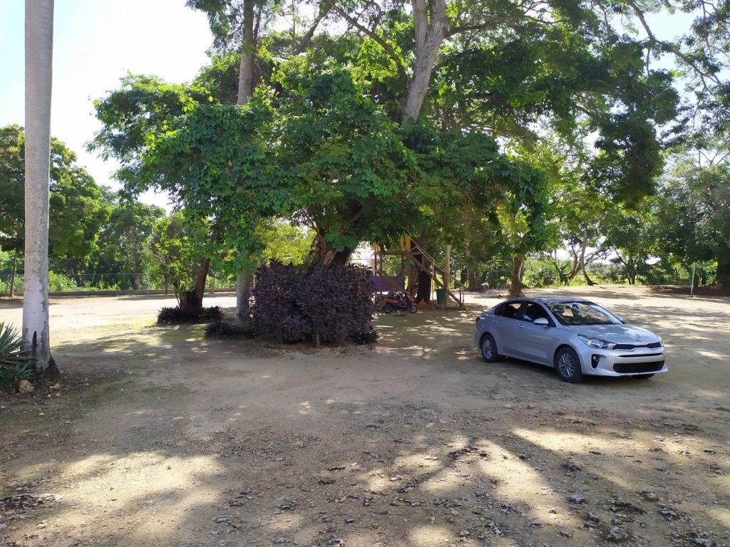 Parking in Laguna DuDu