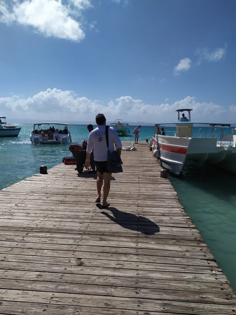 kayo levantado boat pier