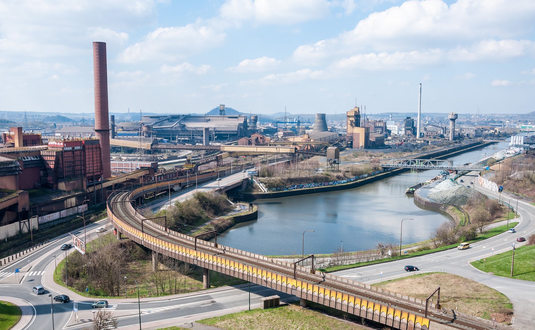Photo of the city of Charleroi on the banks of the Sambre River Industrial city of Charleroi on the banks of the Sambre River