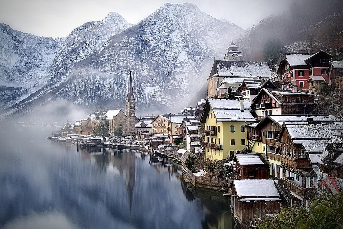 The city of Hallstatt / photo by wikipedia.org The city of Hallstatt / photo by wikipedia.org