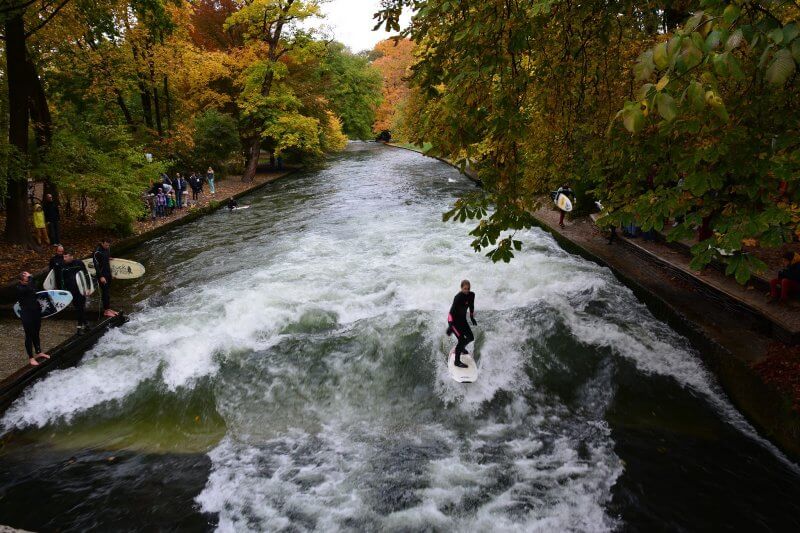 Surfing in Munich's English Park English Park Surfing Experience