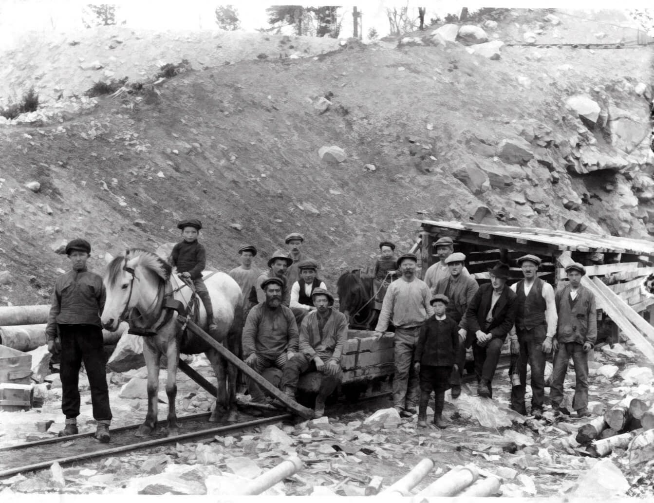 Photos of railway builders to Flom Builders of the railway to Flom