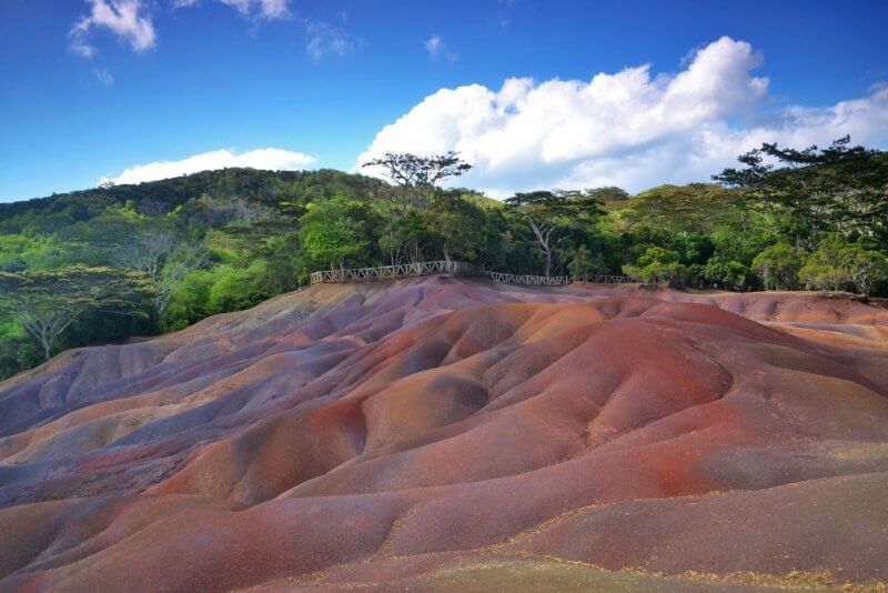 Seven-colored sands