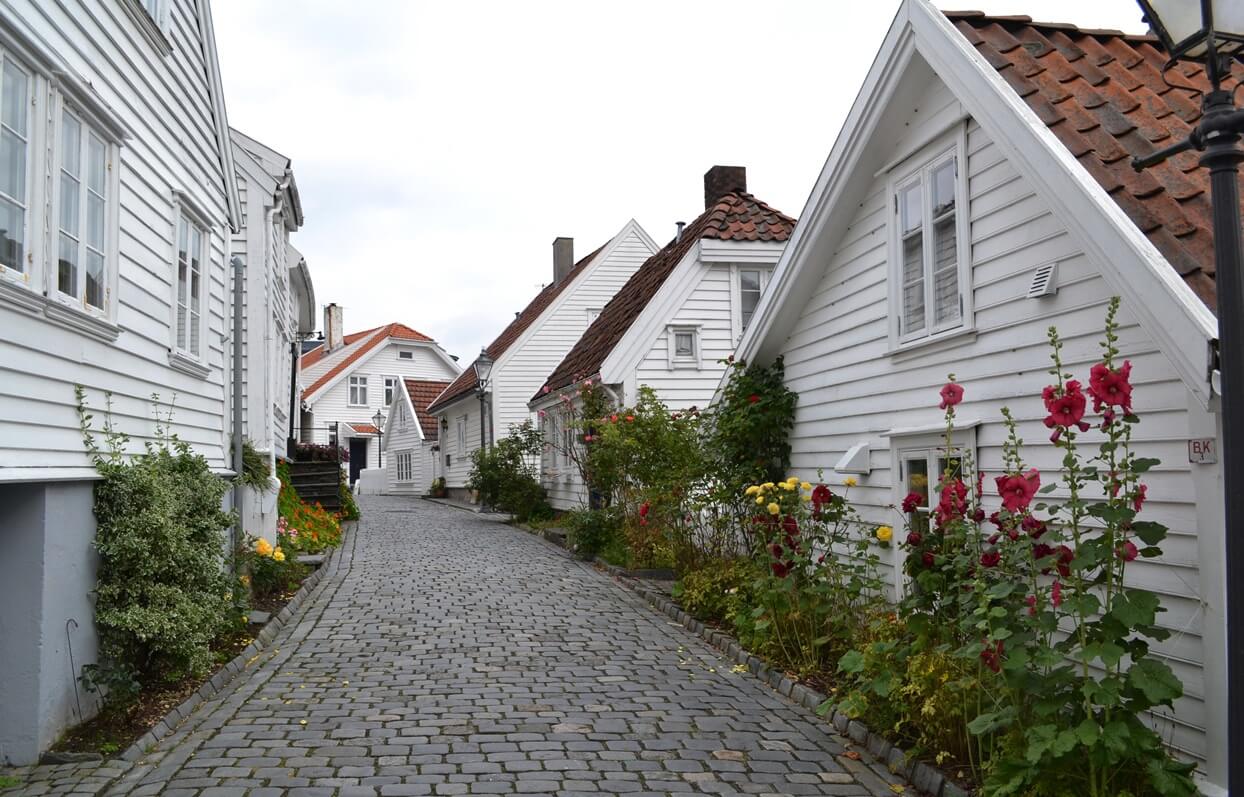 Photo of a street in old Stavanger Photos of old Stavanger