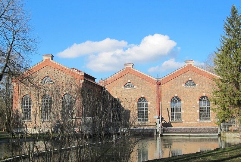 Tivoli Power Station in the English Garden Tivoli Power Station